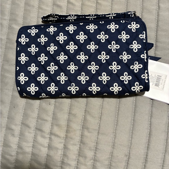 Vera Bradley Navy and White Patterned Wristlet - Picture 2 of 5